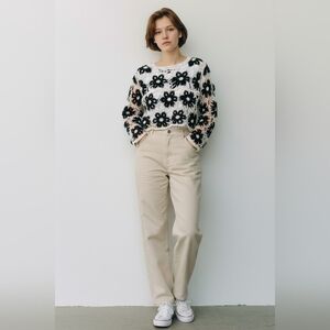 Floral Black and White Sweater Size Small